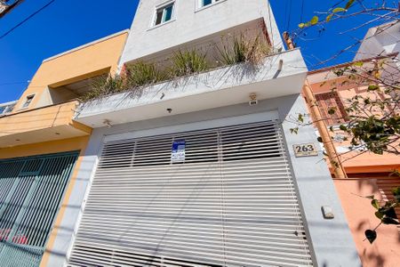 Fachada de casa para alugar com 2 quartos, 180m² em Jardim da Gloria, São Paulo