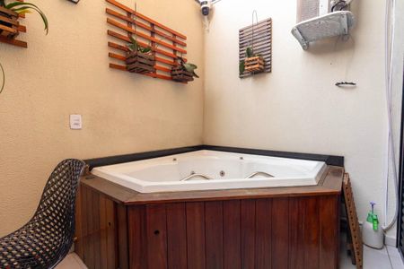 Apartamento à venda com 55m², 2 quartos e 1 vaga Apartamento à venda com 55m², 2 quartos e 1 vagaQuintal