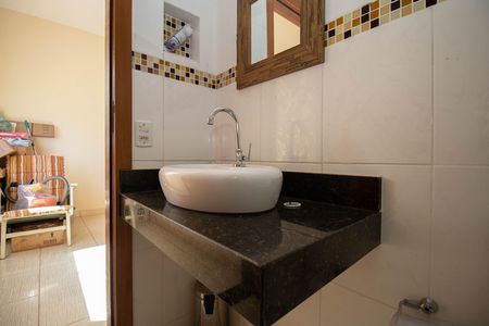 Casa para alugar com 1200m², 6 quartos e 10 vagas Casa para alugar com 1200m², 6 quartos e 10 vagasBanheiro da Suíte 1