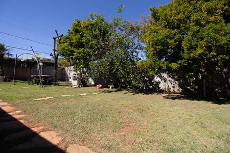 Casa para alugar com 1200m², 6 quartos e 10 vagas Casa para alugar com 1200m², 6 quartos e 10 vagasJardim
