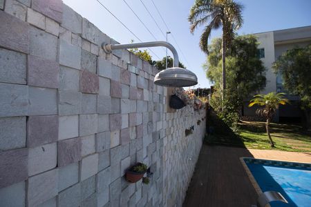 Casa para alugar com 1200m², 6 quartos e 10 vagas Casa para alugar com 1200m², 6 quartos e 10 vagasPiscina