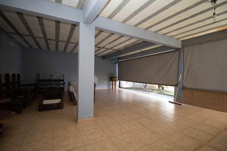 Casa para alugar com 1200m², 6 quartos e 10 vagas Casa para alugar com 1200m², 6 quartos e 10 vagasDepósito