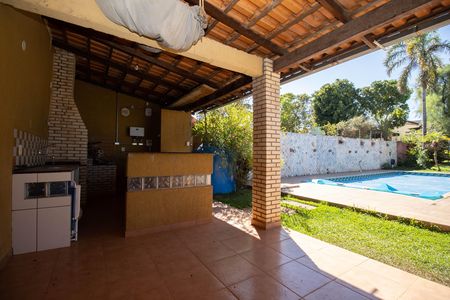 Casa para alugar com 1200m², 6 quartos e 10 vagas Casa para alugar com 1200m², 6 quartos e 10 vagasChurrasqueira