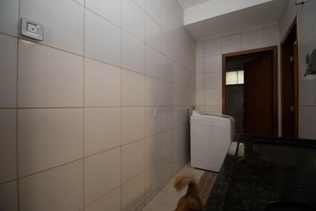 Casa para alugar com 1200m², 6 quartos e 10 vagas Casa para alugar com 1200m², 6 quartos e 10 vagasÁrea de Serviço