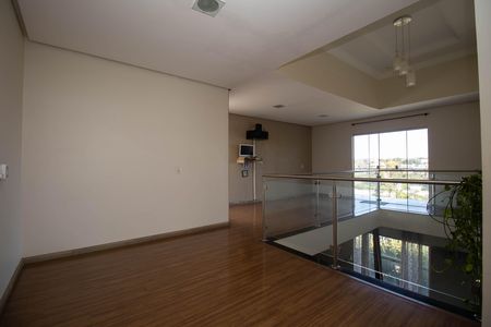 Casa para alugar com 1200m², 6 quartos e 10 vagas Casa para alugar com 1200m², 6 quartos e 10 vagasSala 3
