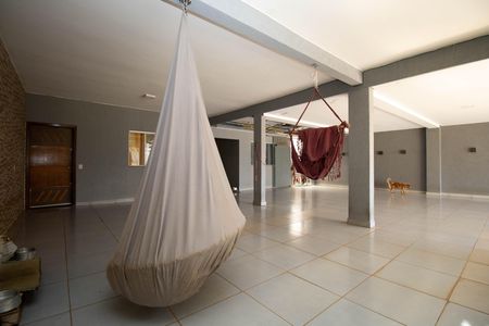 Casa para alugar com 1200m², 6 quartos e 10 vagas Casa para alugar com 1200m², 6 quartos e 10 vagasGaragem