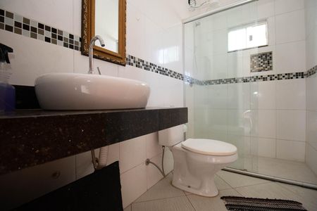 Casa para alugar com 1200m², 6 quartos e 10 vagas Casa para alugar com 1200m², 6 quartos e 10 vagasBanheiro da Suíte 2