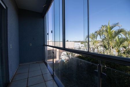 Casa para alugar com 1200m², 6 quartos e 10 vagas Casa para alugar com 1200m², 6 quartos e 10 vagasSacada