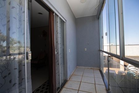 Casa para alugar com 1200m², 6 quartos e 10 vagas Casa para alugar com 1200m², 6 quartos e 10 vagasSacada