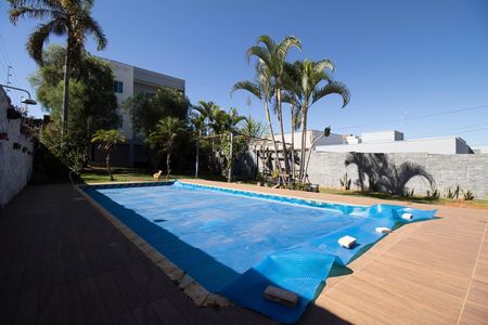 Casa para alugar com 1200m², 6 quartos e 10 vagas Casa para alugar com 1200m², 6 quartos e 10 vagasPiscina