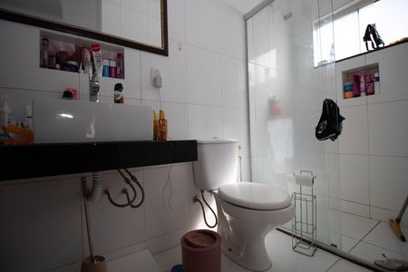 Casa para alugar com 1200m², 6 quartos e 10 vagas Casa para alugar com 1200m², 6 quartos e 10 vagasBanheiro da Suíte Master 2