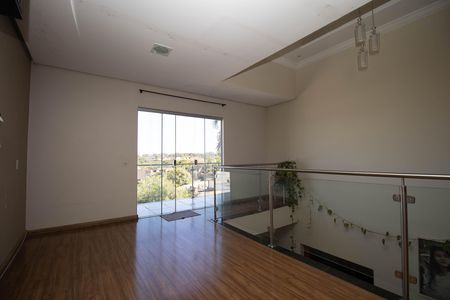 Casa para alugar com 1200m², 6 quartos e 10 vagas Casa para alugar com 1200m², 6 quartos e 10 vagasSala 3