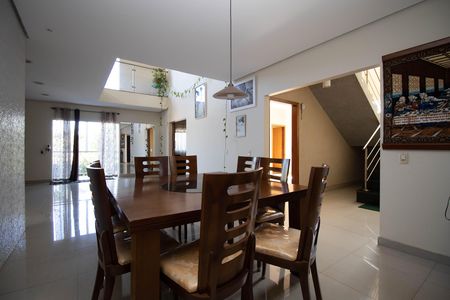 Casa para alugar com 1200m², 6 quartos e 10 vagas Casa para alugar com 1200m², 6 quartos e 10 vagasSala 1