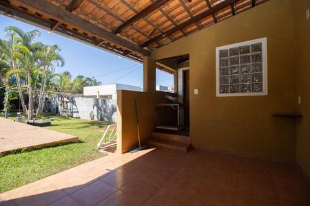 Casa para alugar com 1200m², 6 quartos e 10 vagas Casa para alugar com 1200m², 6 quartos e 10 vagasChurrasqueira