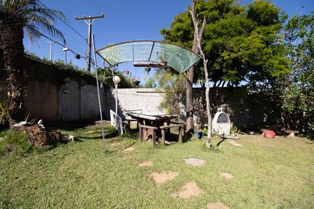 Casa para alugar com 1200m², 6 quartos e 10 vagas Casa para alugar com 1200m², 6 quartos e 10 vagasJardim