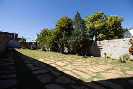 Casa para alugar com 1200m², 6 quartos e 10 vagas Casa para alugar com 1200m², 6 quartos e 10 vagasJardim