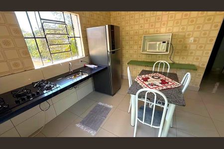Cozinha de casa à venda com 4 quartos, 315m² em Chácaras Alpina, Valinhos