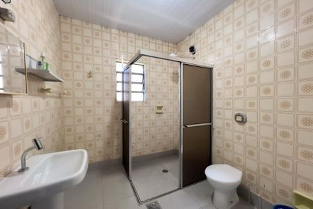 Banheiro da Suíte 2 de casa à venda com 4 quartos, 315m² em Chácaras Alpina, Valinhos