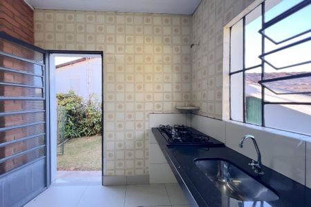 Casa à venda com 4 quartos, 315m² em Chácaras Alpina, Valinhos