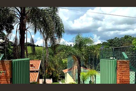 Vista de casa à venda com 4 quartos, 315m² em Chácaras Alpina, Valinhos