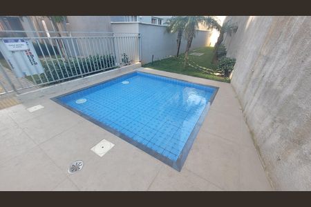 Apartamento à venda com 35m², 2 quartos e sem vaga Apartamento à venda com 35m², 2 quartos e sem vagaÁrea comum - Piscina