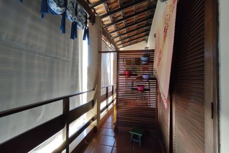 Casa à venda com 264m², 3 quartos e 3 vagasVaranda do Quarto Sala