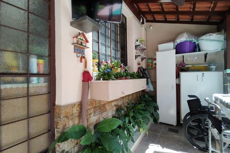 Casa à venda com 264m², 3 quartos e 3 vagasVaranda dos Fundos 