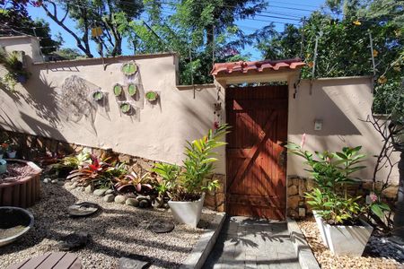 Casa à venda com 264m², 3 quartos e 3 vagasQuintal