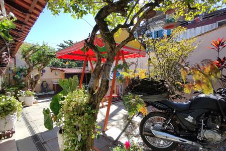 Casa à venda com 264m², 3 quartos e 3 vagasQuintal