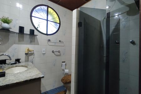 Casa à venda com 264m², 3 quartos e 3 vagasBanheiro Social 1