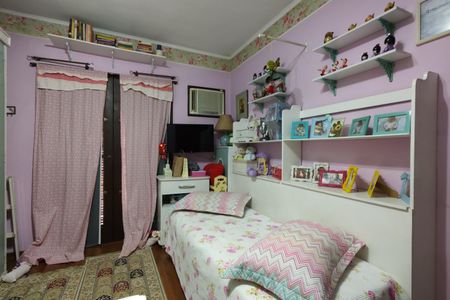 Casa à venda com 264m², 3 quartos e 3 vagasQuarto 2 