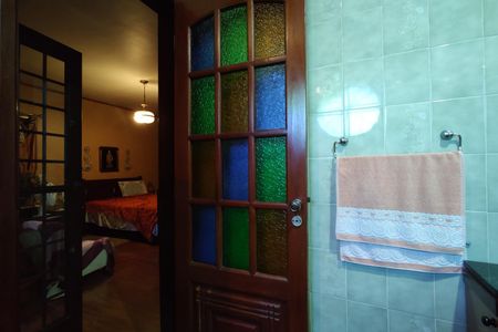 Casa à venda com 264m², 3 quartos e 3 vagasBanheiro da Suíte