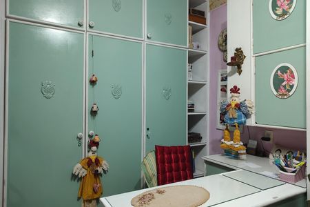 Casa à venda com 264m², 3 quartos e 3 vagasQuarto 2 