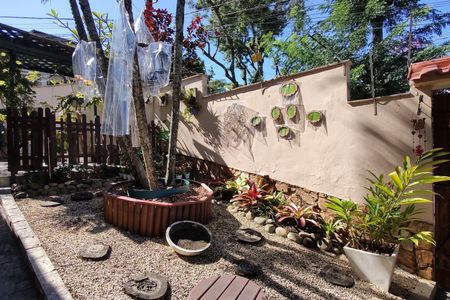 Casa à venda com 264m², 3 quartos e 3 vagasQuintal