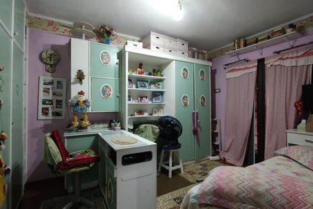 Casa à venda com 264m², 3 quartos e 3 vagasQuarto 2 