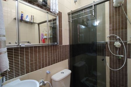 Casa à venda com 264m², 3 quartos e 3 vagasBanheiro de serviço