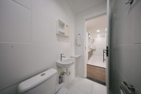 Apartamento para alugar com 33m², 2 quartos e sem vagaBanheiro
