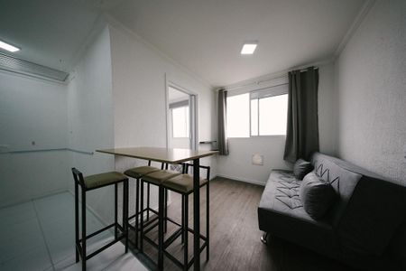 Apartamento para alugar com 2 quartos, 33m² em Vila Silvia, São Paulo