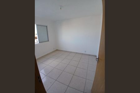 Quarto de apartamento para alugar com 2 quartos, 55m² em Santa Cruz, Gravataí
