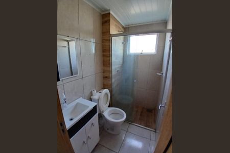 Banheiro de apartamento para alugar com 2 quartos, 55m² em Santa Cruz, Gravataí