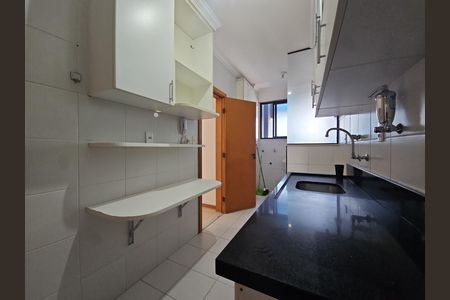 Cozinha de apartamento para alugar com 3 quartos, 95m² em Pituba, Salvador