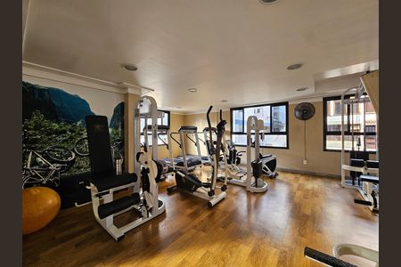 Apartamento para alugar com 95m², 3 quartos e 2 vagas Apartamento para alugar com 95m², 3 quartos e 2 vagasAcademia