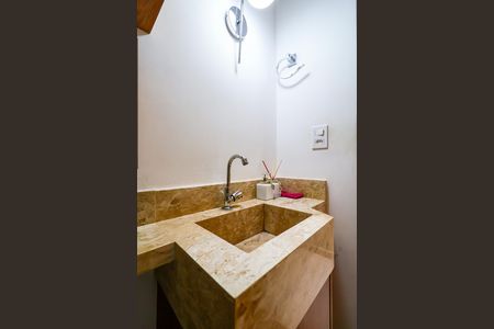 Casa para alugar com 87m², 2 quartos e 2 vagas