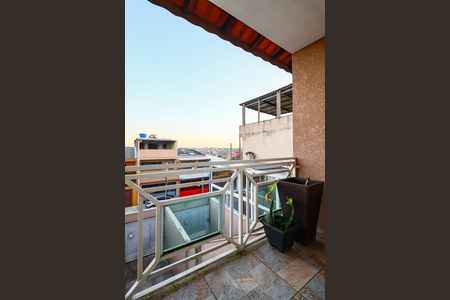 Casa para alugar com 87m², 2 quartos e 2 vagas