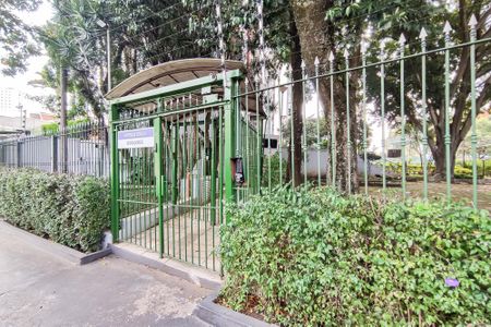 Apartamento à venda com 104m², 3 quartos e 1 vaga Apartamento à venda com 104m², 3 quartos e 1 vagaFachada