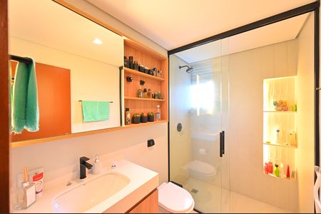 Apartamento à venda com 104m², 3 quartos e 1 vaga Apartamento à venda com 104m², 3 quartos e 1 vagaBanheiro Social