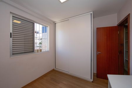 Apartamento para alugar com 92m², 3 quartos e 2 vagas Apartamento para alugar com 92m², 3 quartos e 2 vagasQUARTO1