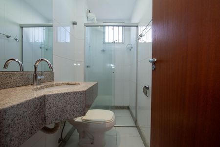 Apartamento para alugar com 92m², 3 quartos e 2 vagas Apartamento para alugar com 92m², 3 quartos e 2 vagasBANHEIRO2