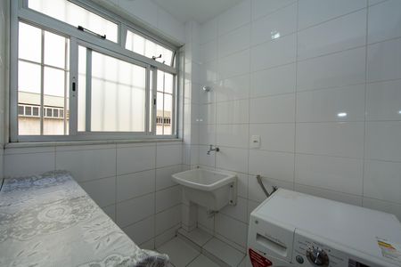 AREA DE SERVICO de apartamento para alugar com 3 quartos, 92m² em Alto Barroca, Belo Horizonte