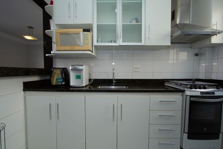 COZINHA de apartamento para alugar com 3 quartos, 92m² em Alto Barroca, Belo Horizonte